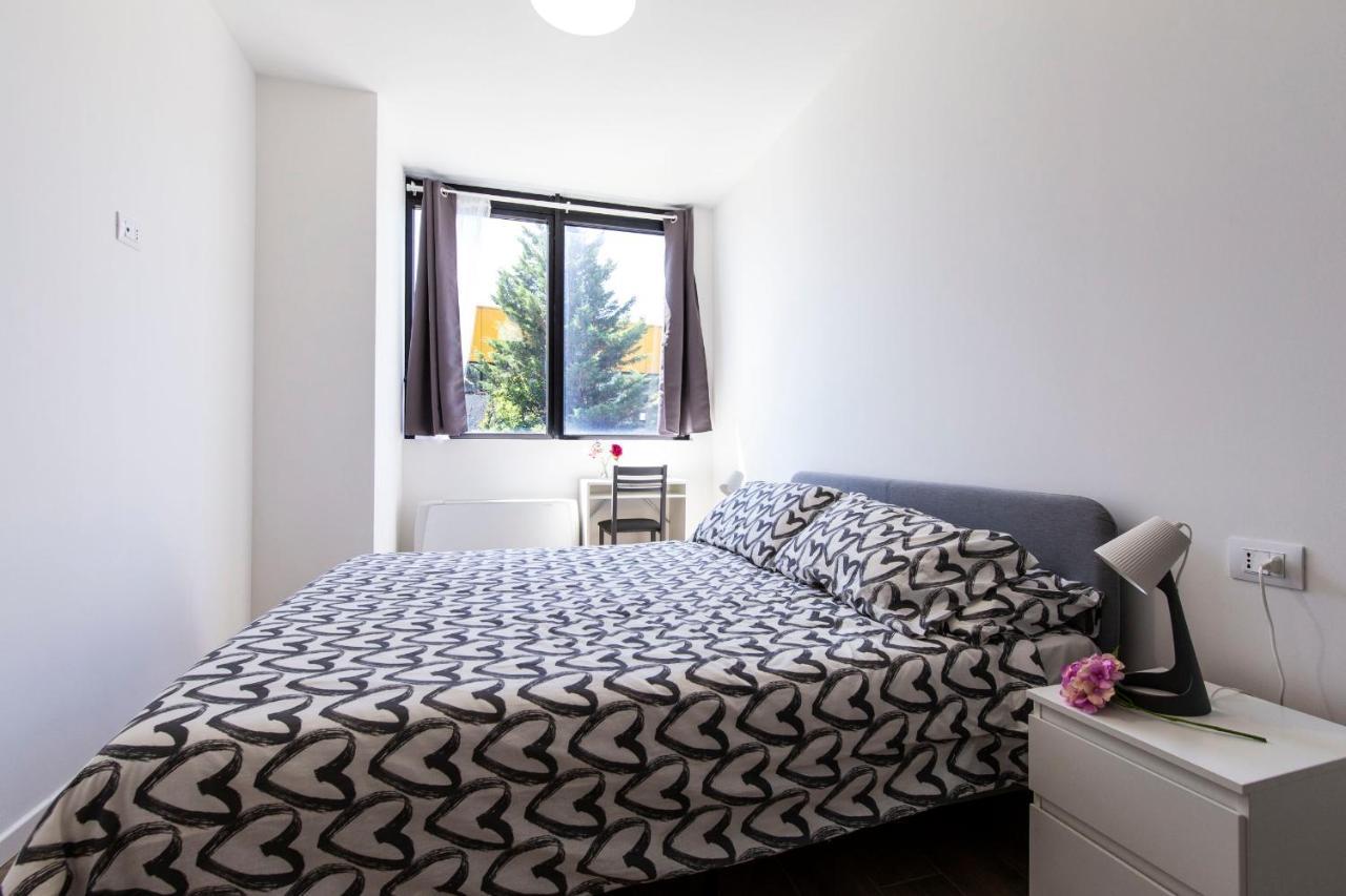 Noto 10 Apartment Milan Bagian luar foto