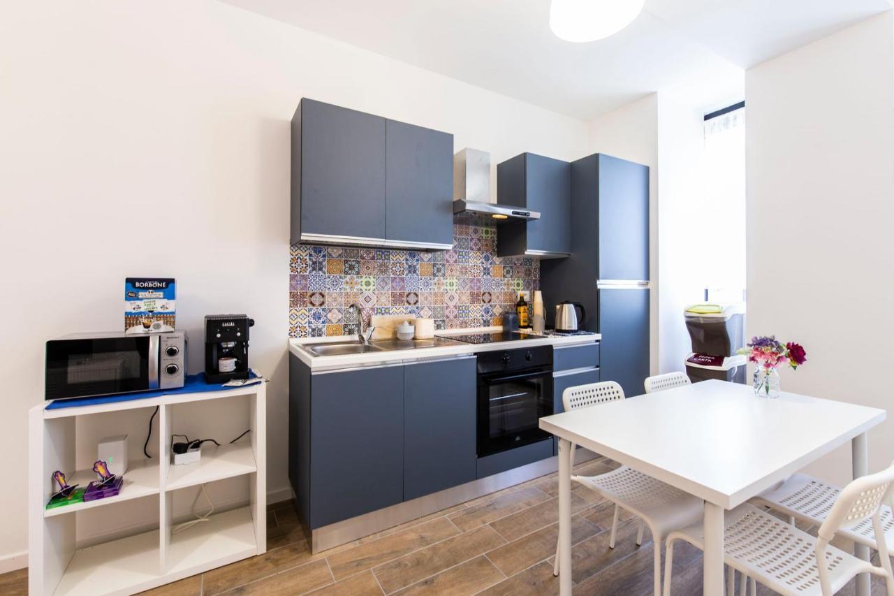 Noto 10 Apartment Milan Bagian luar foto